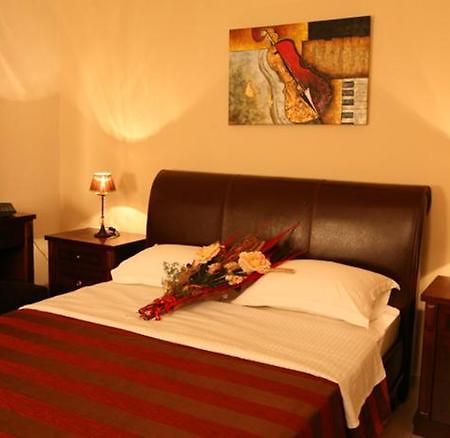 Epavlis Hotel Kalambaka Bagian luar foto