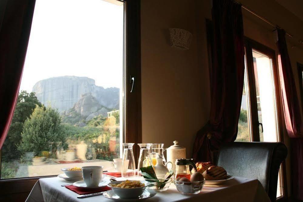 Epavlis Hotel Kalambaka Bagian luar foto